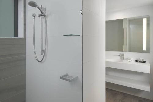 Imagen general del Hotel Courtyard by Marriott Brisbane South Bank. Foto 9