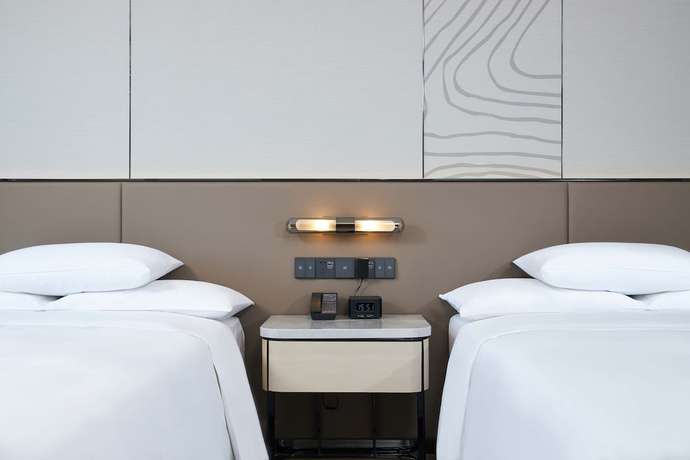 Imagen de la habitación del Hotel Courtyard by Marriott Changchun. Foto 14