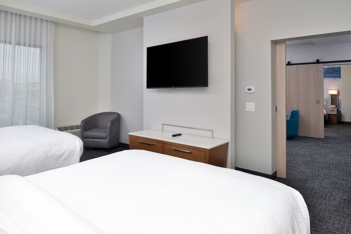 Imagen de la habitación del Hotel Courtyard by Marriott Charlotte Steele Creek. Foto 5