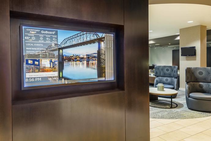 Imagen de los interiores del Hotel Courtyard by Marriott Chattanooga Downtown. Foto 15