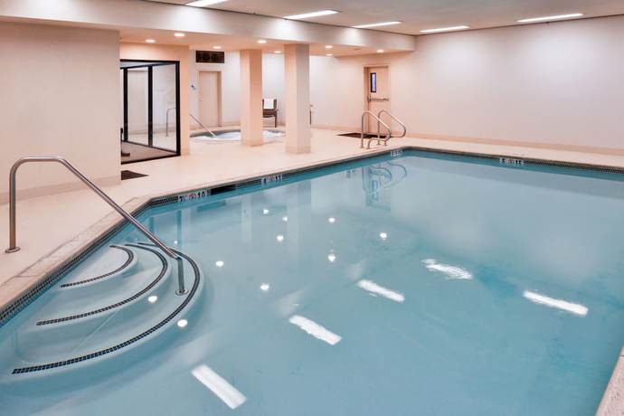 Imagen de la piscina del Hotel Courtyard by Marriott Chino Hills. Foto 20