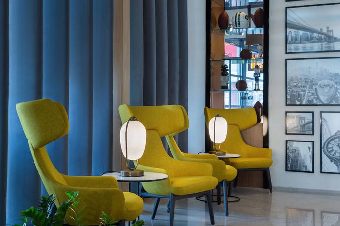 Imagen de los interiores del Hotel Courtyard by Marriott Chisinau. Foto 14