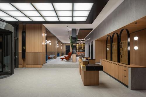 Imagen general del Hotel Courtyard by Marriott Cluj - Napoca Downtown. Foto 1