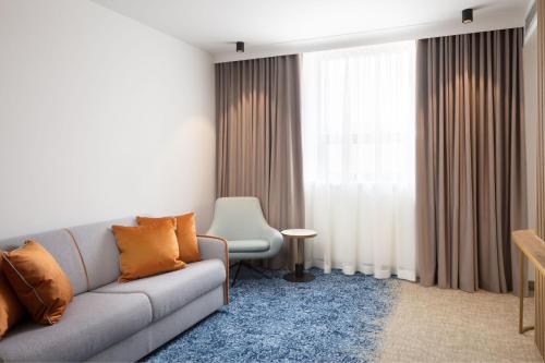 Imagen de la habitación del Hotel Courtyard by Marriott Cluj - Napoca Downtown. Foto 18