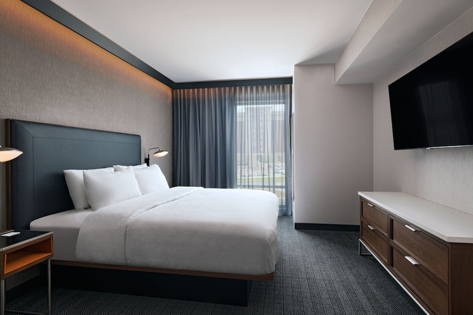 Imagen de la habitación del Hotel Courtyard by Marriott Colorado Springs North/Air Force Academy. Foto 11