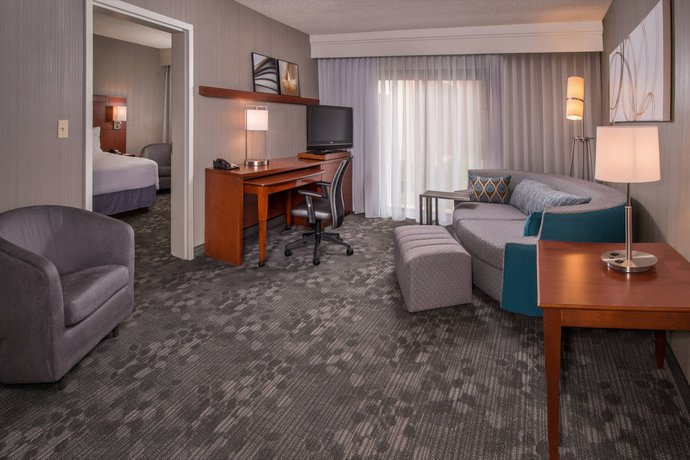 Imagen de la habitación del Hotel Courtyard by Marriott Columbia. Foto 11