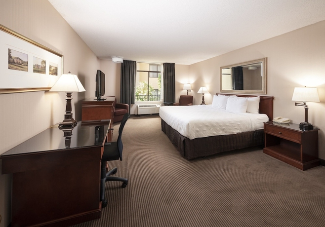 Imagen de la habitación del Hotel Courtyard by Marriott Concord Walnut Creek. Foto 4