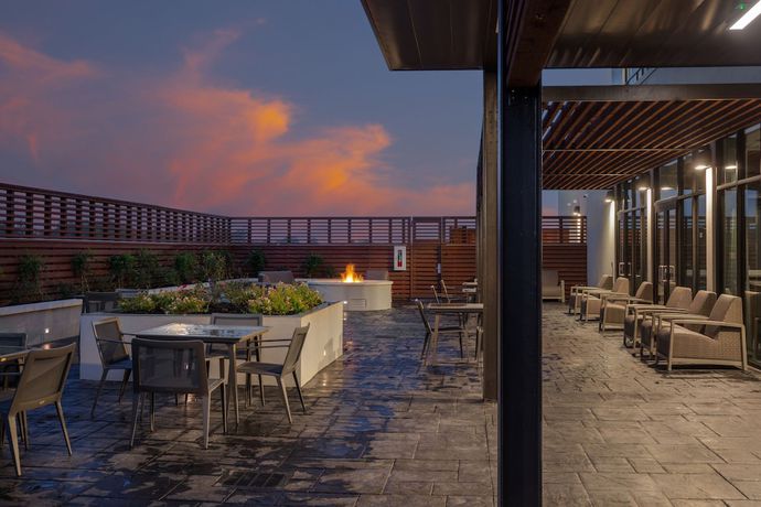 Imagen de los interiores del Hotel Courtyard by Marriott Conway. Foto 13