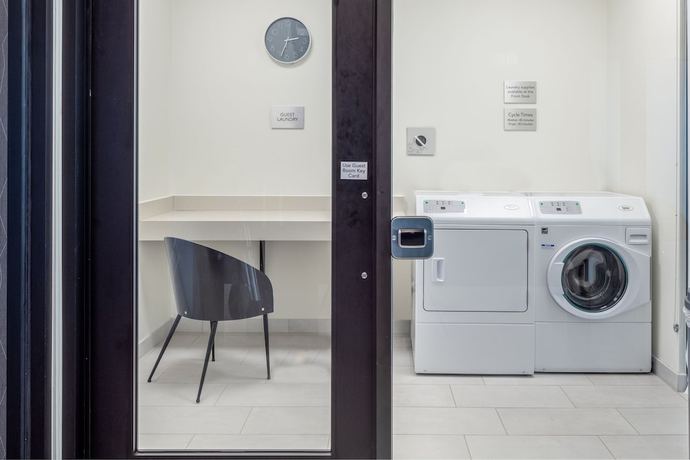 Imagen de los interiores del Hotel Courtyard by Marriott Conway. Foto 17