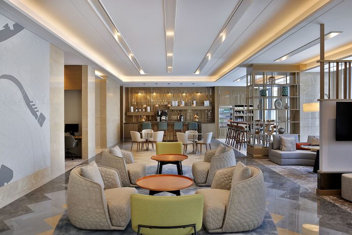 Imagen de los interiores del Hotel Courtyard by Marriott Culture Village, Dubai. Foto 20