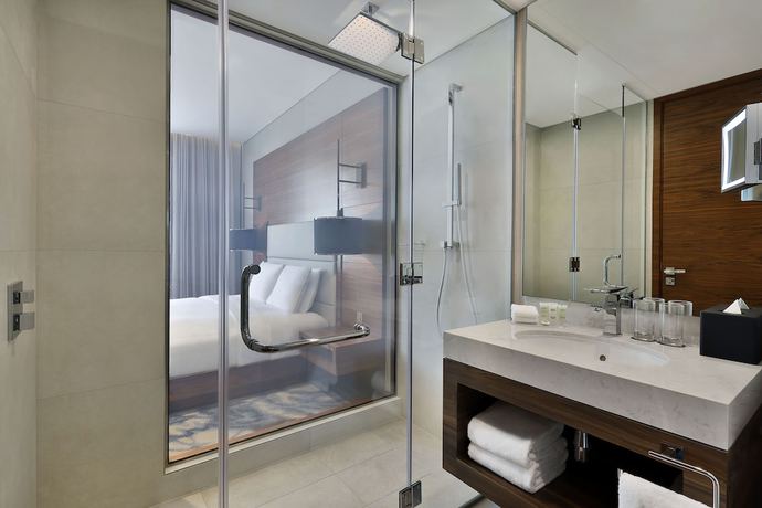 Imagen de la habitación del Hotel Courtyard by Marriott Culture Village, Dubai. Foto 12