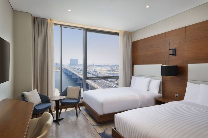 Imagen de la habitación del Hotel Courtyard by Marriott Culture Village, Dubai. Foto 15