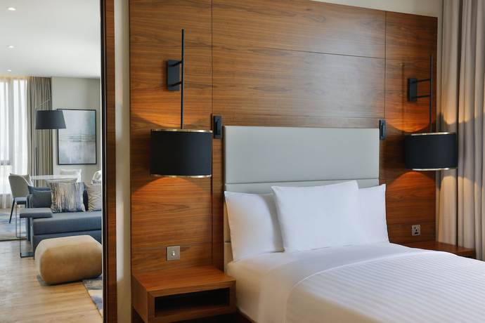 Imagen de la habitación del Hotel Courtyard by Marriott Culture Village, Dubai. Foto 18