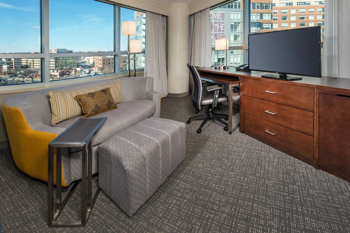 Imagen de la habitación del Hotel Courtyard by Marriott DC/US Capitol. Foto 4
