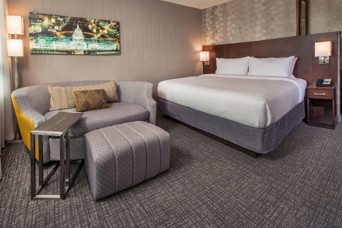 Imagen de la habitación del Hotel Courtyard by Marriott DC/US Capitol. Foto 6