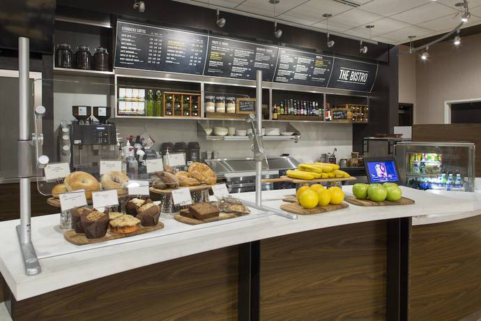 Imagen del bar/restaurante del Hotel Courtyard by Marriott Dallas Flower Mound. Foto 6