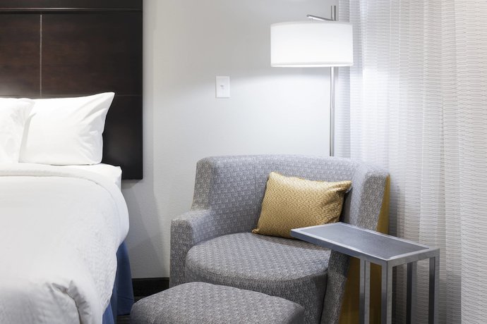 Imagen de la habitación del Hotel Courtyard by Marriott Dallas Plano/Richardson. Foto 13