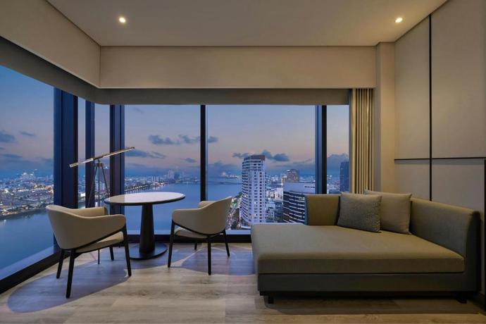 Imagen de la habitación del Hotel Courtyard by Marriott Danang Han River. Foto 11