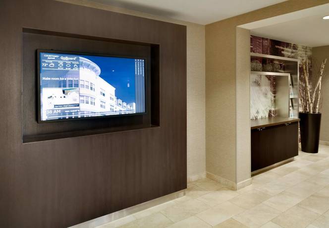 Imagen del bar/restaurante del Hotel Courtyard by Marriott Dayton Beavercreek. Foto 2
