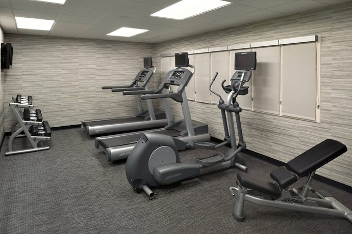 Imagen de los interiores del Hotel Courtyard by Marriott Dayton Beavercreek. Foto 17