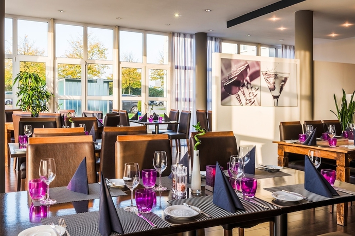 Imagen del bar/restaurante del Hotel Courtyard by Marriott Dortmund. Foto 4