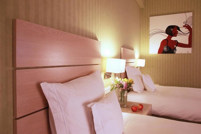 Imagen de la habitación del Hotel Courtyard by Marriott Downtown Sibiu. Foto 9