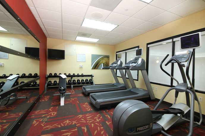 Imagen de los interiores del Hotel Courtyard by Marriott Flint Grand Blanc. Foto 11