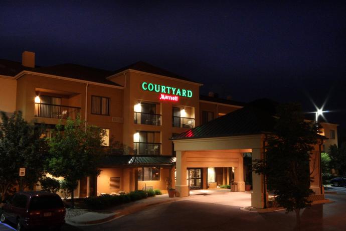 Imagen general del Hotel Courtyard by Marriott Flint Grand Blanc. Foto 1