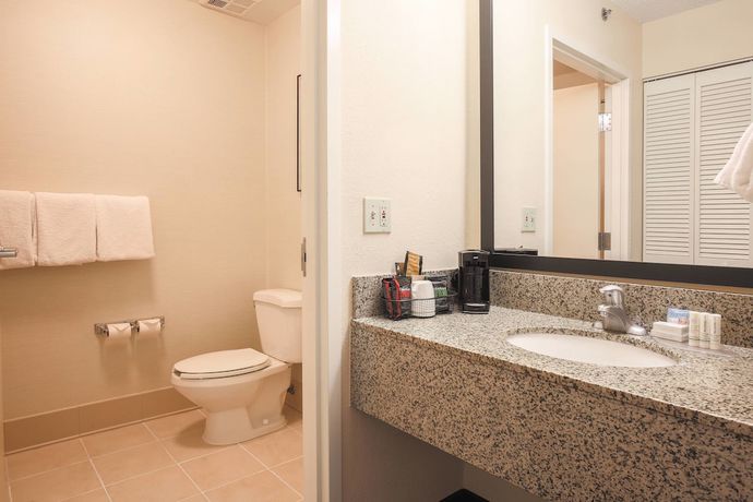 Imagen de la habitación del Hotel Courtyard by Marriott Flint Grand Blanc. Foto 9