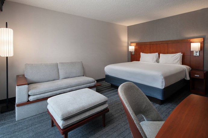Imagen de la habitación del Hotel Courtyard by Marriott Fresno. Foto 3
