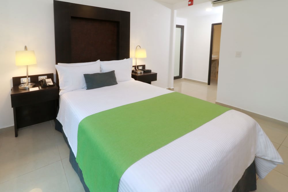 Imagen de la habitación del Hotel Courtyard by Marriott Guadalajara Andares. Foto 15
