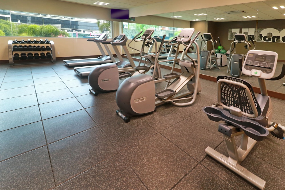 Imagen de los interiores del Hotel Courtyard by Marriott Guadalajara Andares. Foto 20