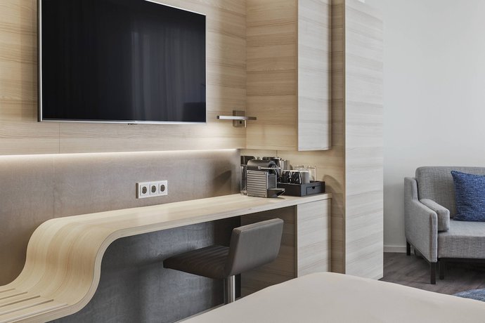 Imagen de la habitación del Hotel Courtyard by Marriott Hamburg City. Foto 13