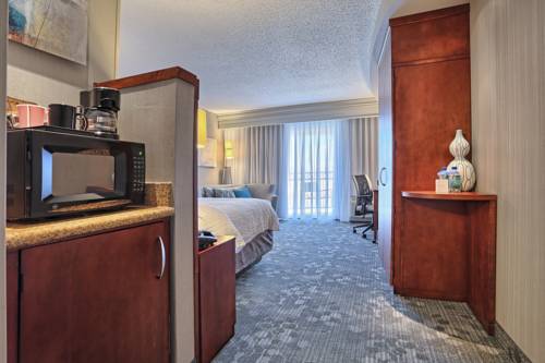 Imagen de la habitación del Hotel Courtyard by Marriott Harrisburg West/Mechanicsburg. Foto 6