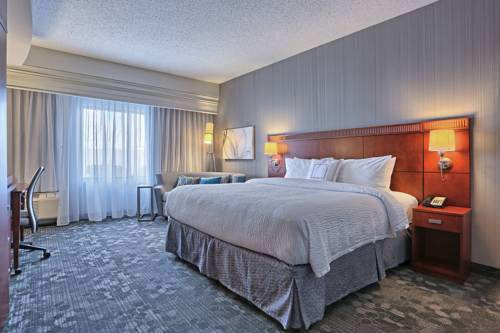 Imagen de la habitación del Hotel Courtyard by Marriott Harrisburg West/Mechanicsburg. Foto 8