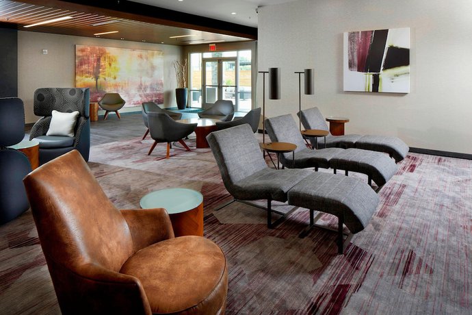 Imagen de los interiores del Hotel Courtyard by Marriott Houston Intercontinental Airport. Foto 20