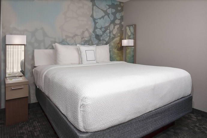 Imagen de la habitación del Hotel Courtyard by Marriott Indianapolis Northwest. Foto 11