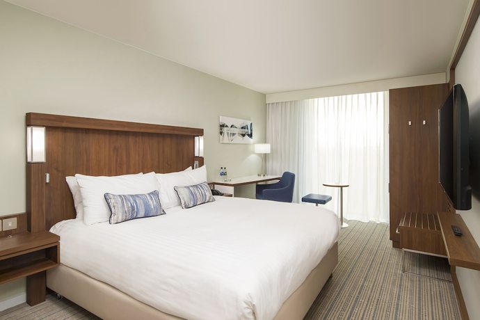 Imagen de la habitación del Hotel Courtyard by Marriott Inverness Airport. Foto 5