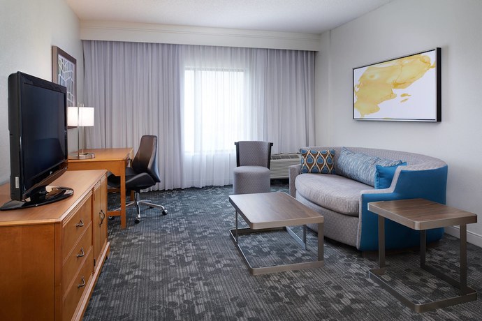 Imagen de la habitación del Hotel Courtyard by Marriott Kansas City Overland Park/Convention Center. Foto 8