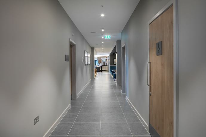 Imagen de los interiores del Hotel Courtyard by Marriott Keele Staffordshire. Foto 17