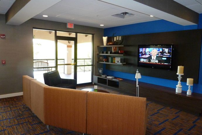 Imagen de los interiores del Hotel Courtyard by Marriott Key West Waterfront. Foto 19