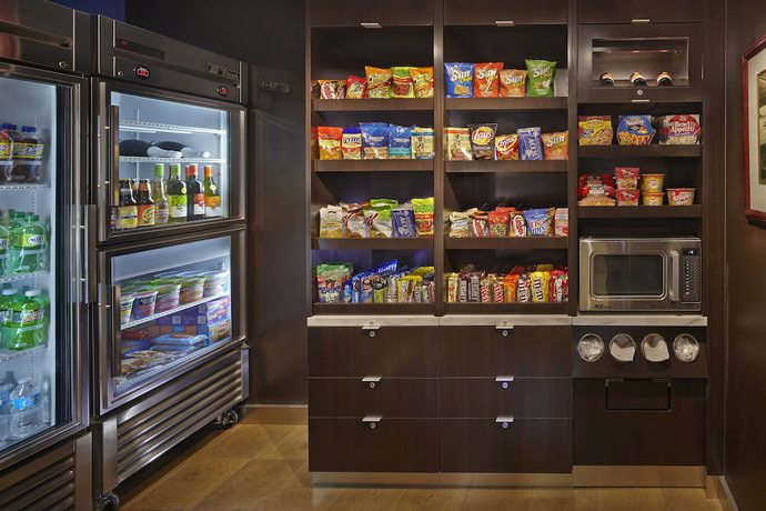 Imagen de los interiores del Hotel Courtyard by Marriott Key West Waterfront. Foto 20