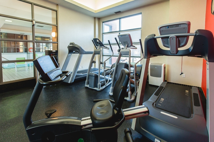 Imagen de los interiores del Hotel Courtyard by Marriott Kitchener. Foto 9