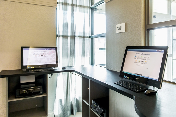 Imagen de los interiores del Hotel Courtyard by Marriott Kitchener. Foto 13