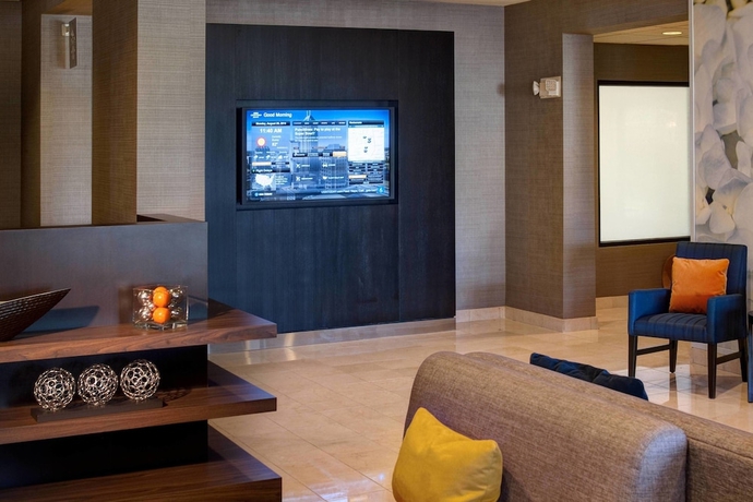 Imagen de los interiores del Hotel Courtyard by Marriott Kokomo. Foto 18