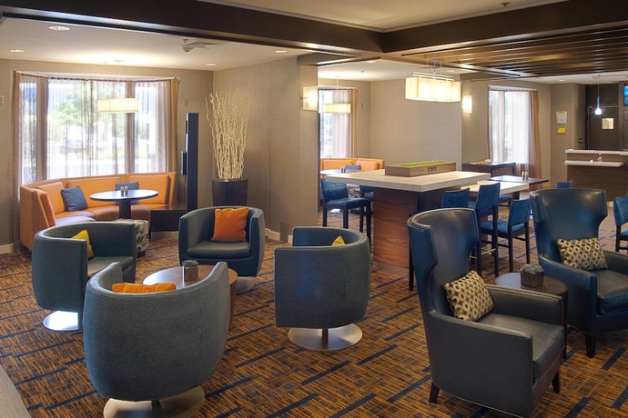Imagen del bar/restaurante del Hotel Courtyard by Marriott Kokomo. Foto 4