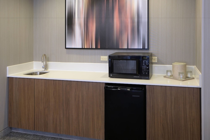 Imagen de la habitación del Hotel Courtyard by Marriott Kokomo. Foto 16