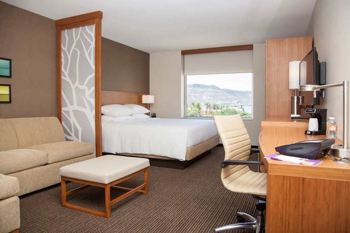 Imagen de la habitación del Hotel Courtyard by Marriott La Paz Baja California Sur. Foto 5