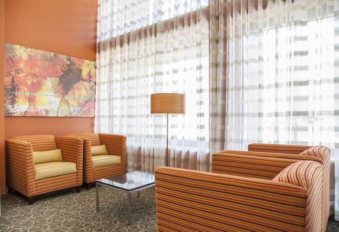 Imagen de los interiores del Hotel Courtyard by Marriott La Paz. Foto 18