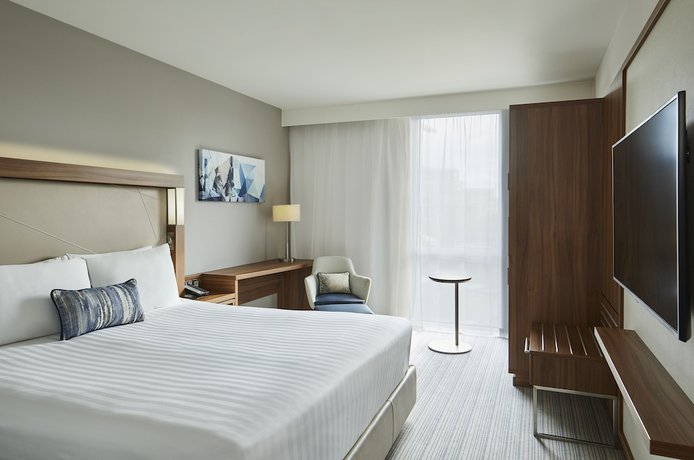 Imagen de la habitación del Hotel Courtyard by Marriott London City Airport. Foto 8